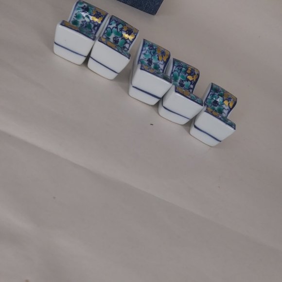set of five blue white and gold chopstick rests in original box very pretty - Picture 9 of 15